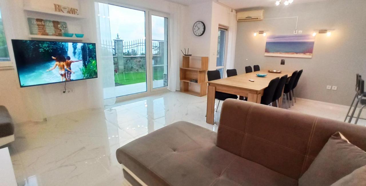 Arode Villa Ovidius - Apartments Balcsik Kültér fotó