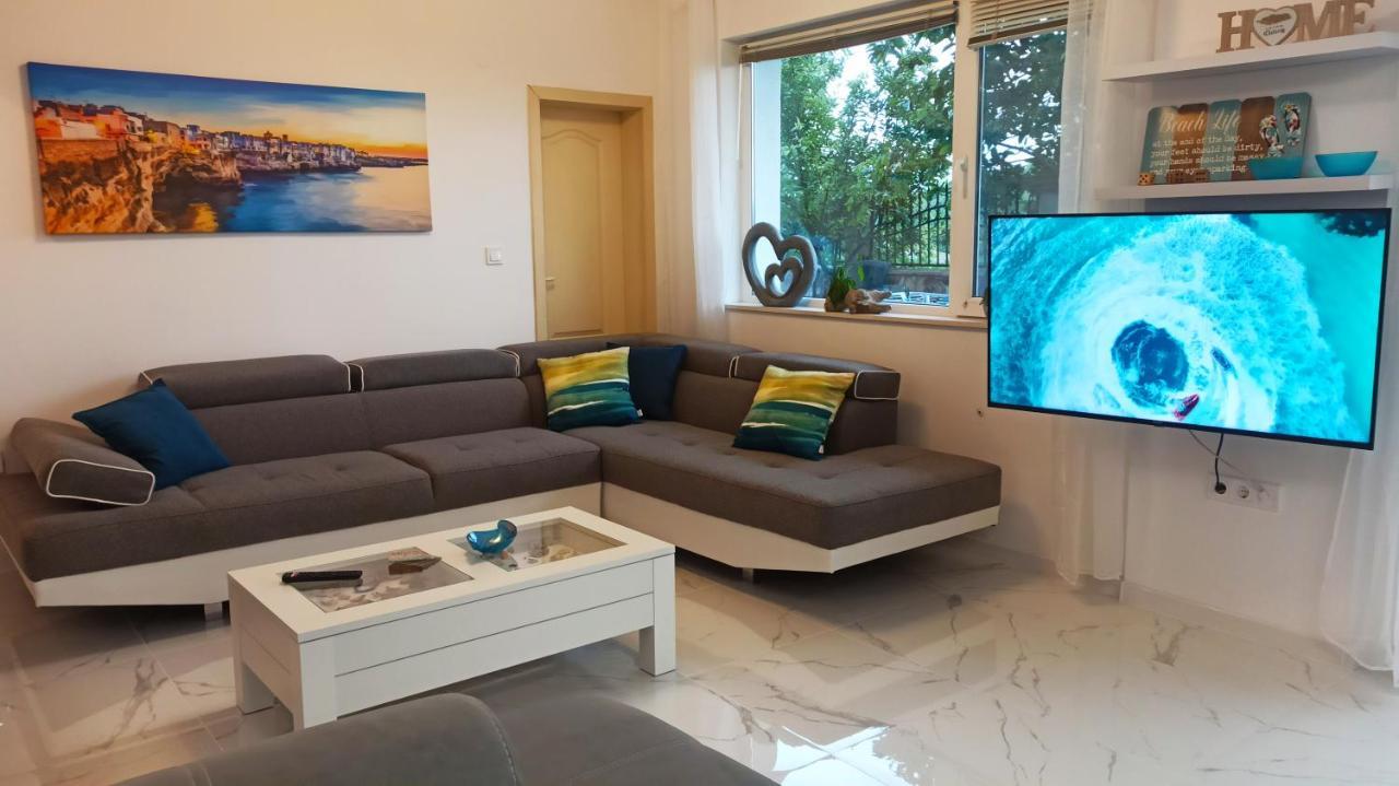 Arode Villa Ovidius - Apartments Balcsik Kültér fotó