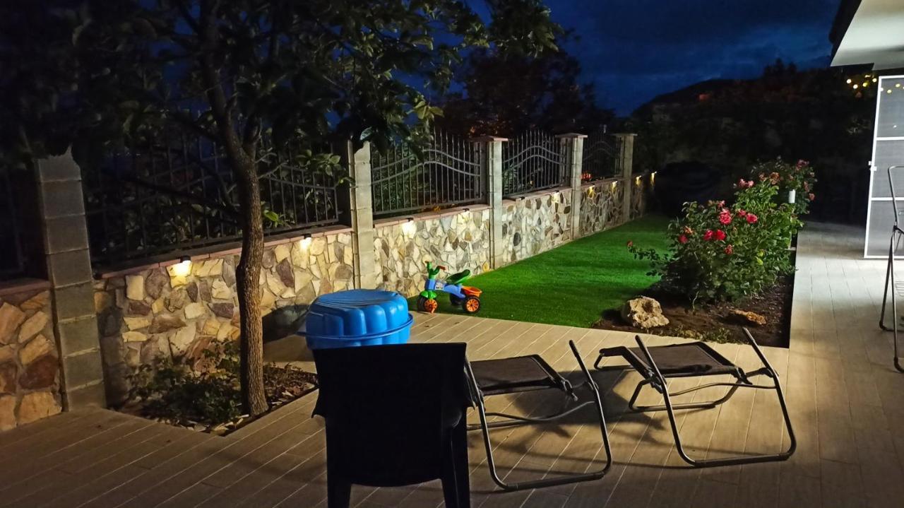 Arode Villa Ovidius - Apartments Balcsik Kültér fotó
