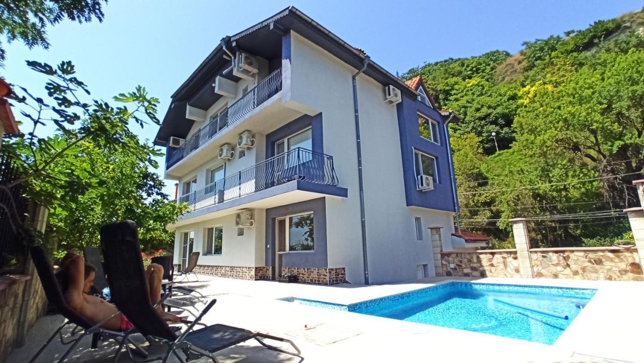 Arode Villa Ovidius - Apartments Balcsik Kültér fotó
